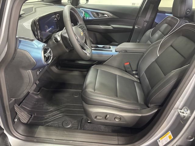 2025 Chevrolet Equinox EV LT - Photo 43