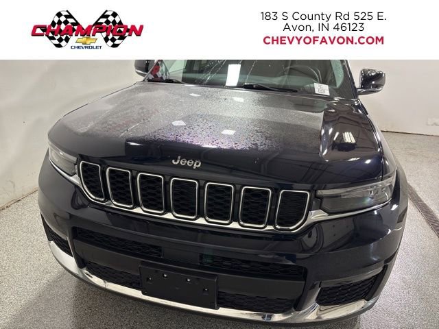 2023 Jeep Grand Cherokee Limited photo 2
