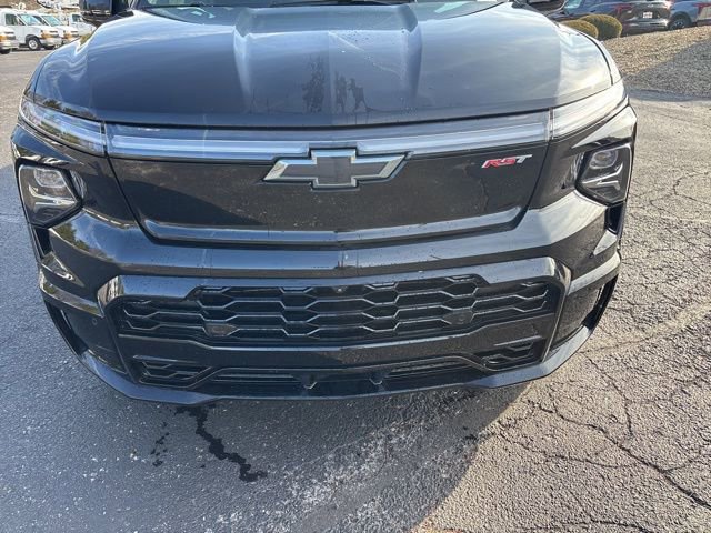 2025 Chevrolet Silverado EV RST - Photo 10