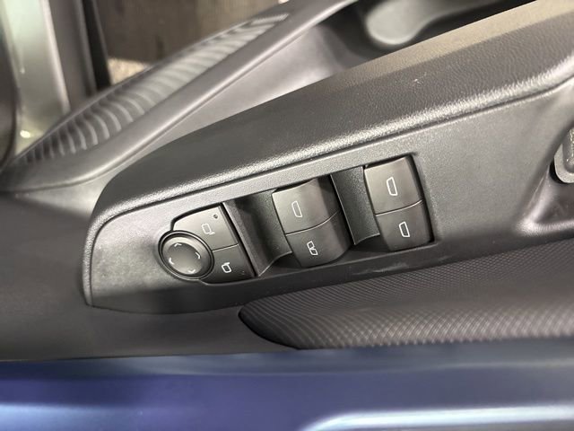 2025 Chevrolet Equinox EV LT - Photo 41