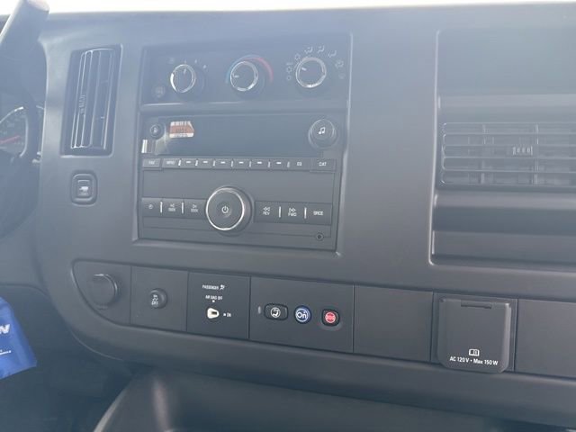 2025 Chevrolet Express Cargo Work Van - Photo 18