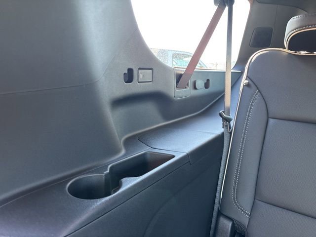 2026 Chevrolet Suburban Premier - Photo 30