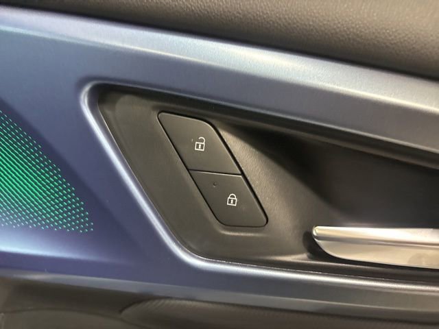 2025 Chevrolet Equinox EV LT - Photo 33