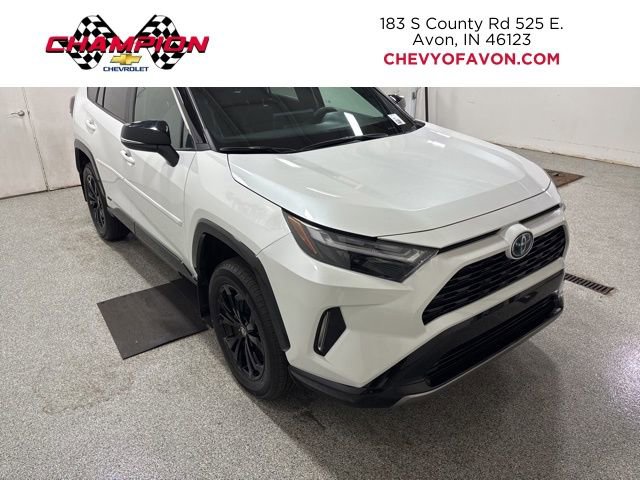 2024 Toyota RAV4 Hybrid XSE photo 3