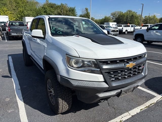 2017 Chevrolet Colorado ZR2 photo 2