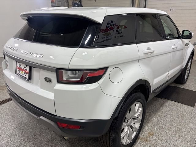 2018 Land Rover Range Rover Evoque SE photo 4