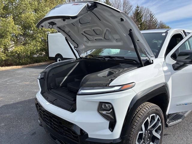 2025 Chevrolet Silverado EV RST - Photo 63