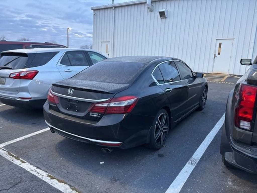Used 2017 Honda Accord Sedan Sport SE