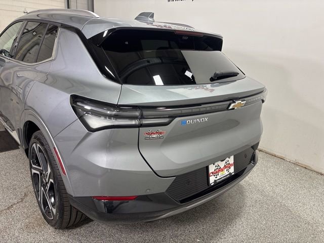 2025 Chevrolet Equinox EV LT - Photo 15