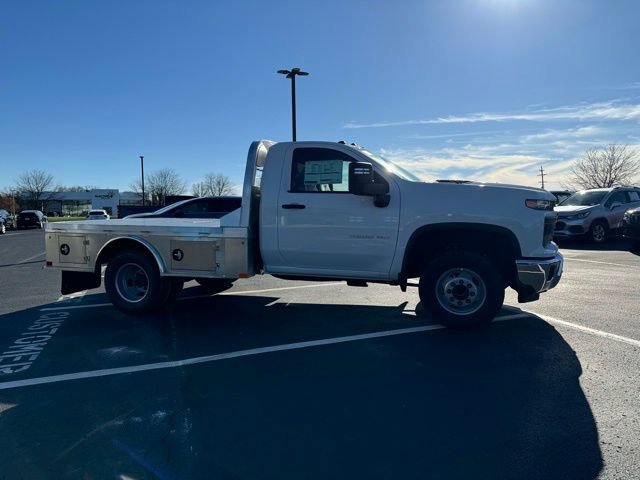 2025 Chevrolet Silverado 3500 HD Work Truck - Photo 5