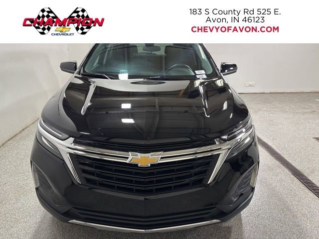 2022 Chevrolet Equinox LT photo 2