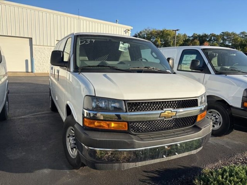 New 2025 Chevrolet Express Cargo 2500 WT Van