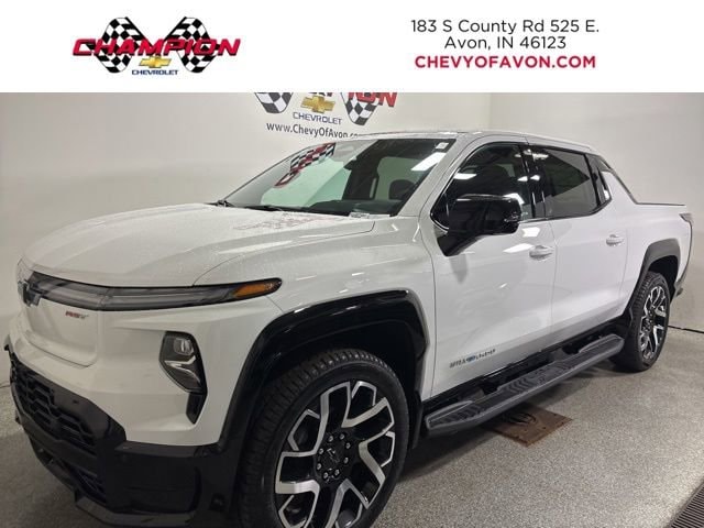 2025 Chevrolet Silverado EV RST's photo