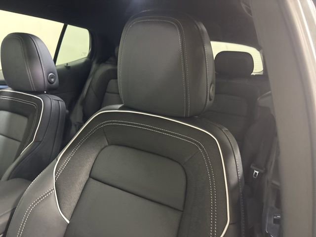 2025 Chevrolet Equinox EV LT - Photo 46
