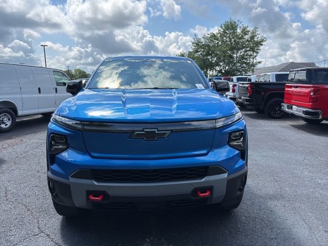 2026 Chevrolet Silverado EV Trail Boss photo 2