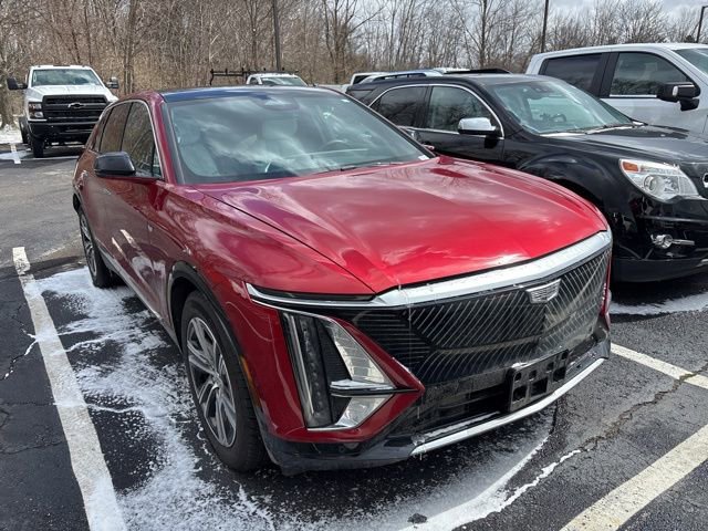 Used 2024 Cadillac LYRIQ Luxury 1 with VIN 1GYKPPRLXRZ115587 for sale in Avon, IN