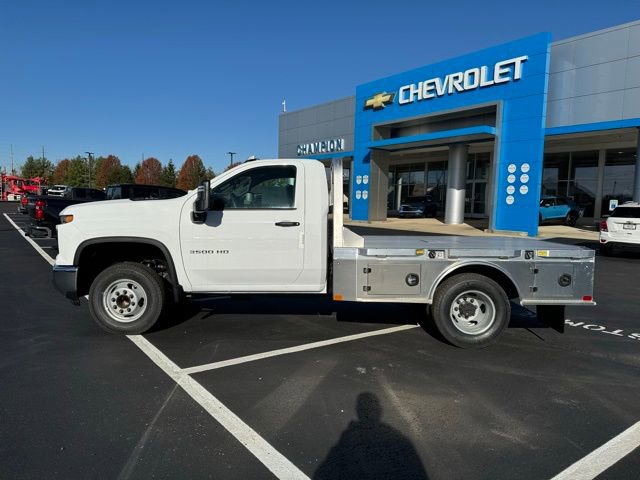 2025 Chevrolet Silverado 3500HD Work Truck photo 3