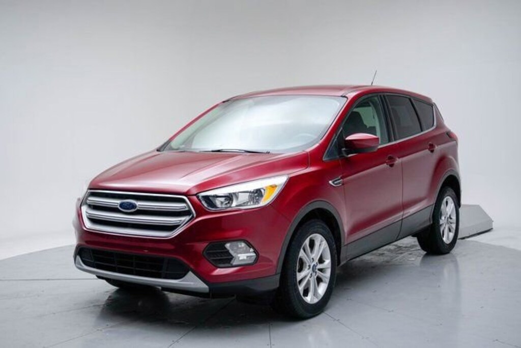 Used 2019 Ford Escape SE