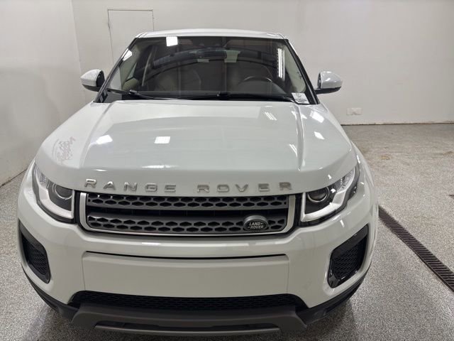 2018 Land Rover Range Rover Evoque SE photo 2