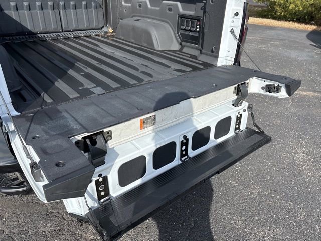 2025 Chevrolet Silverado EV RST - Photo 15