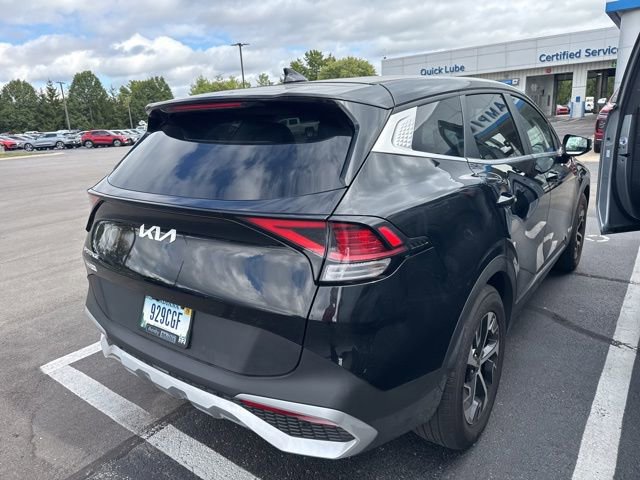 2025 Kia Sportage EX photo 3
