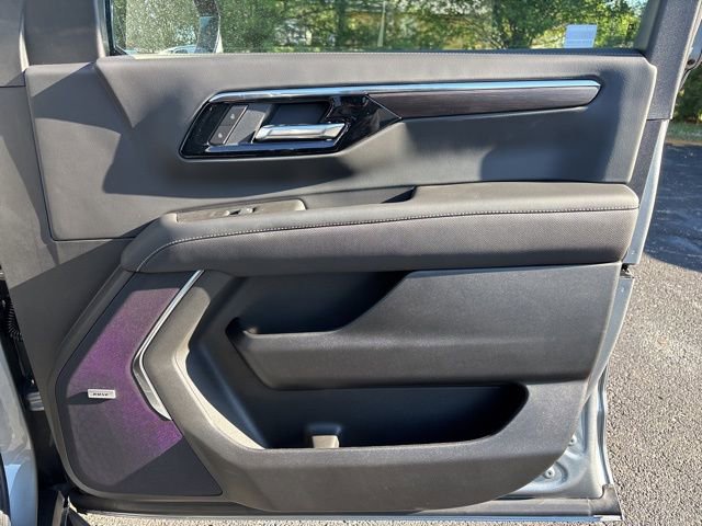 2026 Chevrolet Suburban Premier - Photo 34