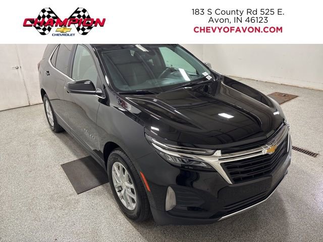 2022 Chevrolet Equinox LT photo 3