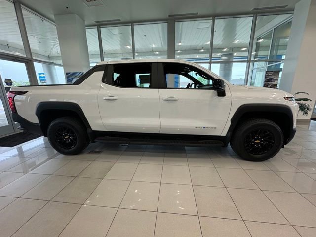 2024 Chevrolet Silverado EV Work Truck photo 2