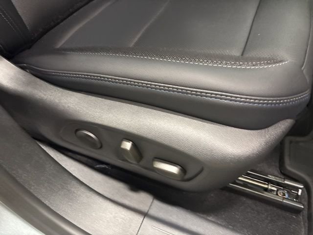 2025 Chevrolet Equinox EV LT - Photo 35