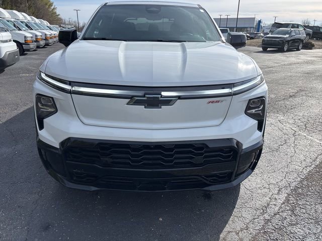 2025 Chevrolet Silverado EV RST - Photo 9