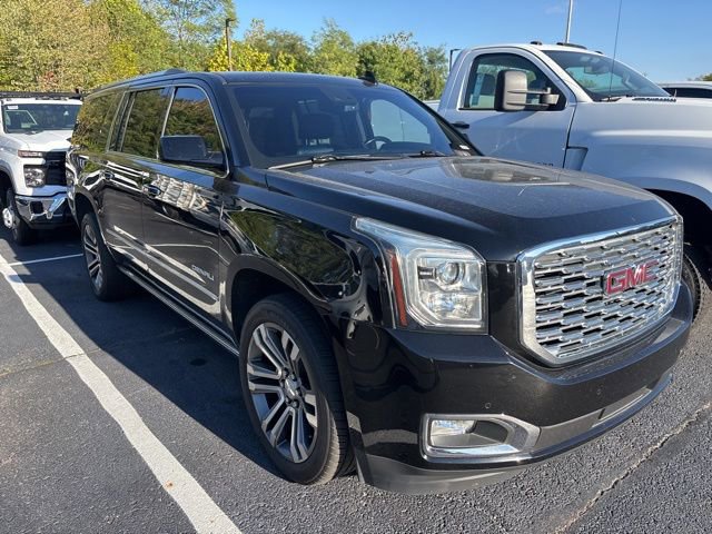 2019 Gmc Yukon XL Denali photo 2