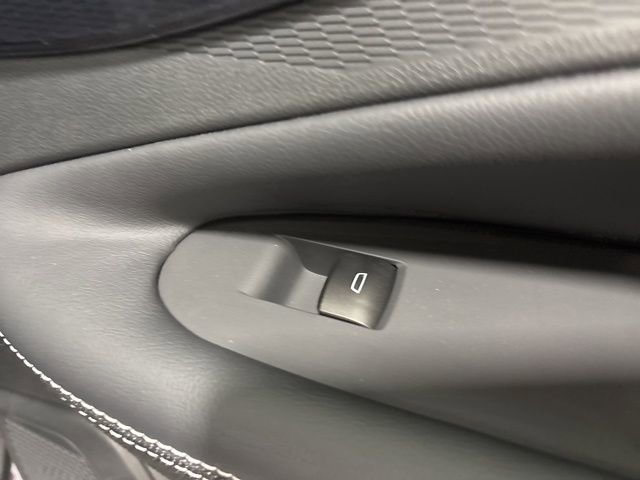 2025 Chevrolet Blazer EV LT - Photo 23