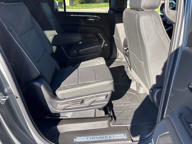 2026 Chevrolet Suburban Premier - Photo 26