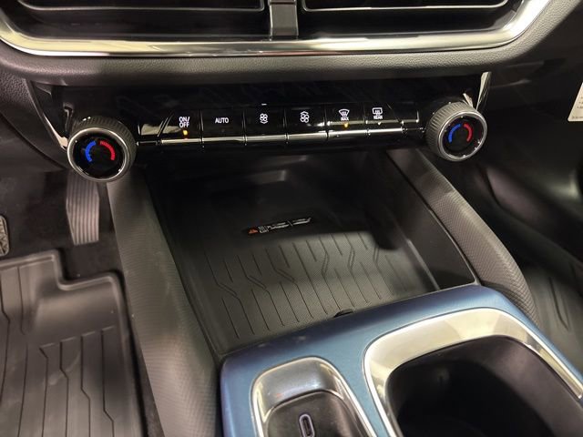 2025 Chevrolet Equinox EV LT - Photo 57