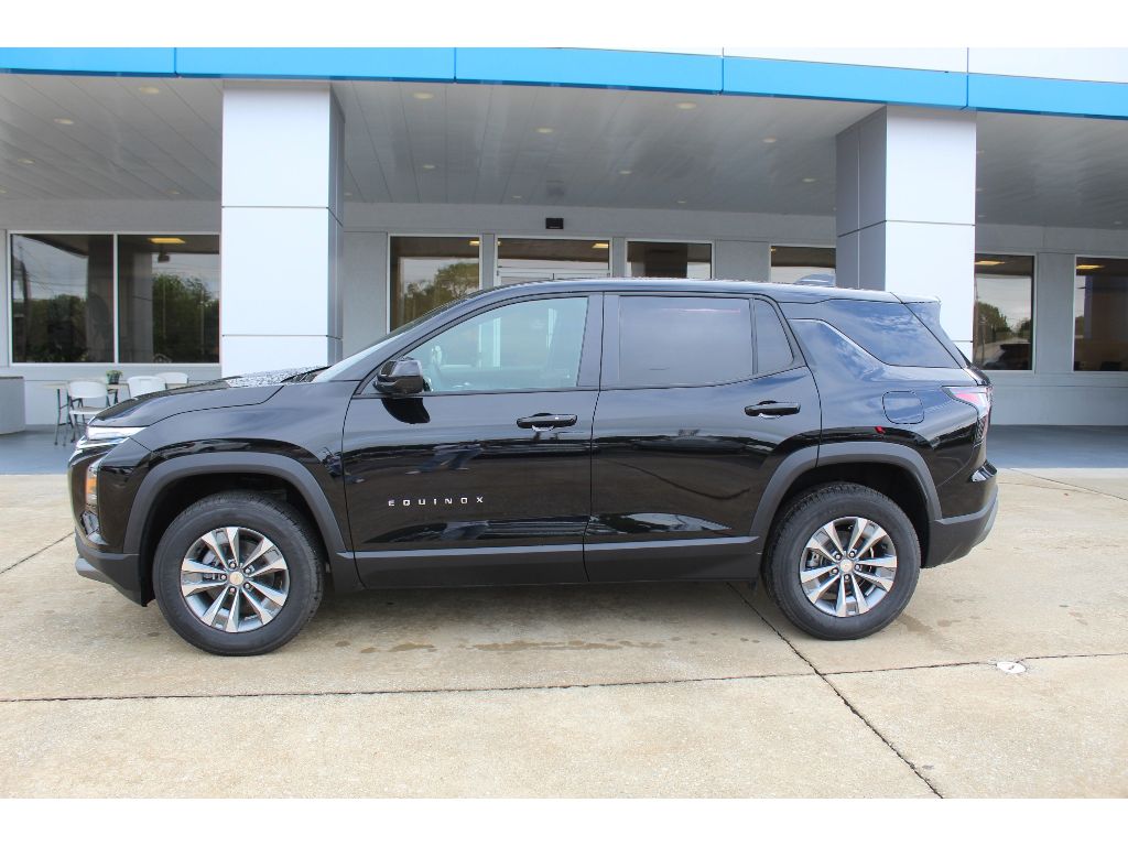 2027 Chevrolet Equinox in Mosaic Black Metallic