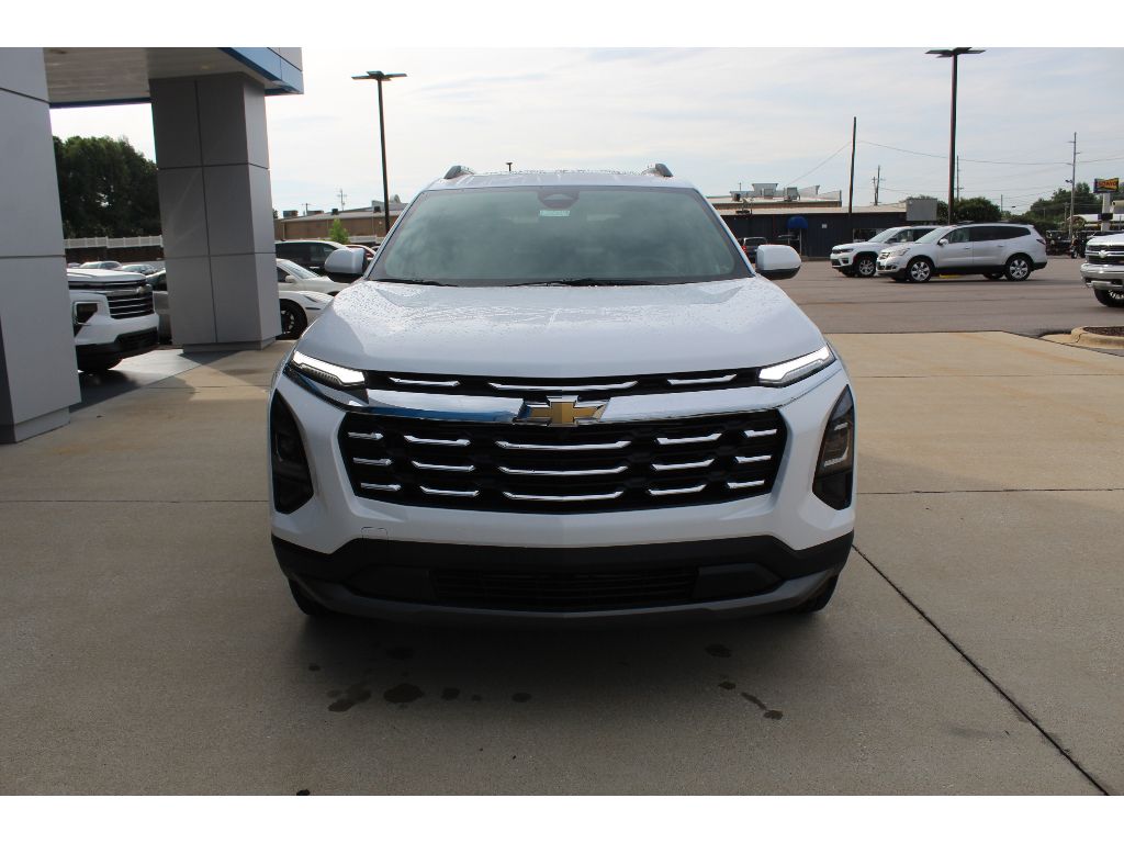 2027 Chevrolet Equinox LT - Photo 3