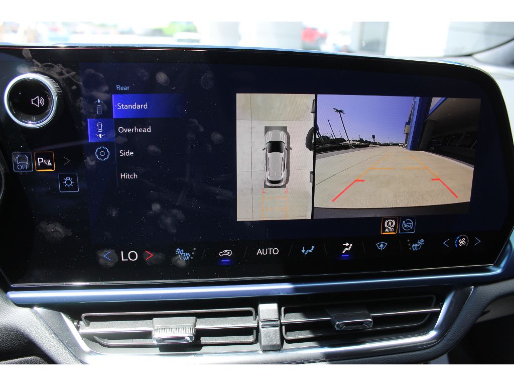 2026 Chevrolet Equinox EV 2LT - Photo 12