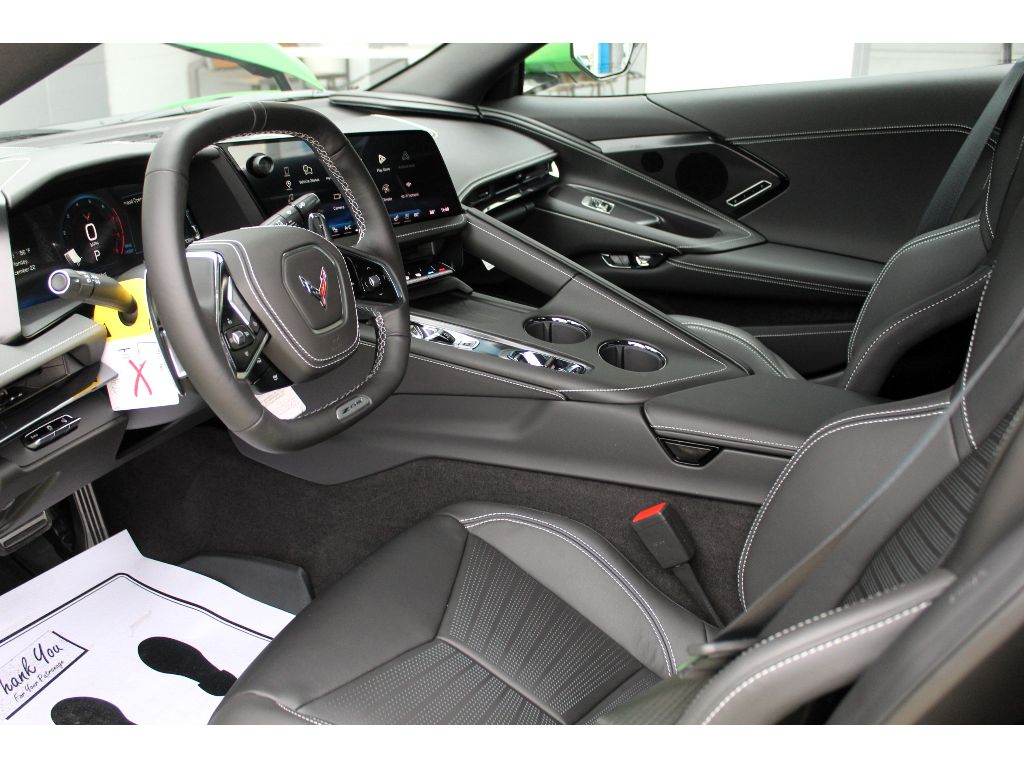 2026 Chevrolet Corvette 2LZ - Photo 13