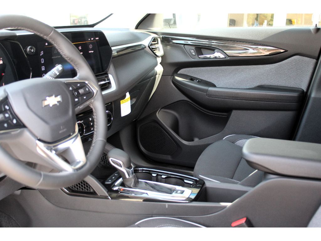 2026 Chevrolet Trailblazer LT, interior photo 8 of 16, Champion Chevrolet in Athens, AL