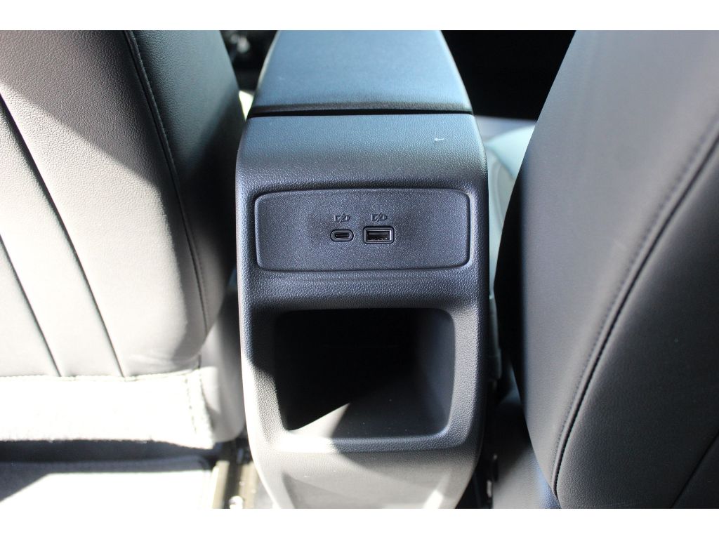 2026 Chevrolet Trax LT - Photo 19