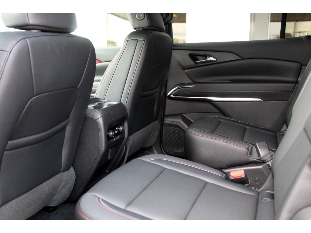 2026 Chevrolet Traverse Z71 - Photo 16