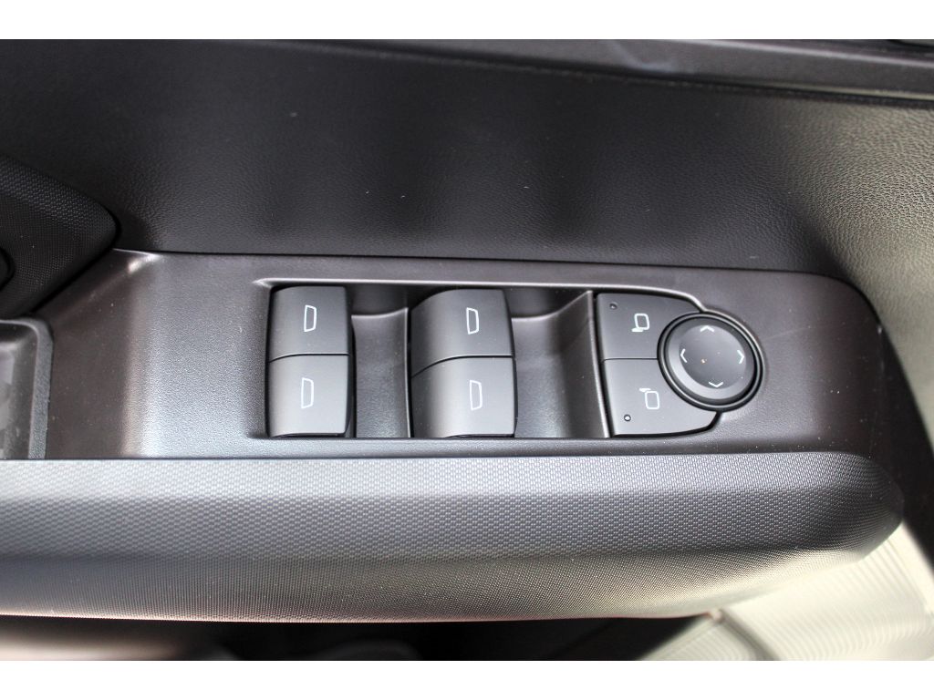 2026 Chevrolet Colorado Work Truck - Photo 8