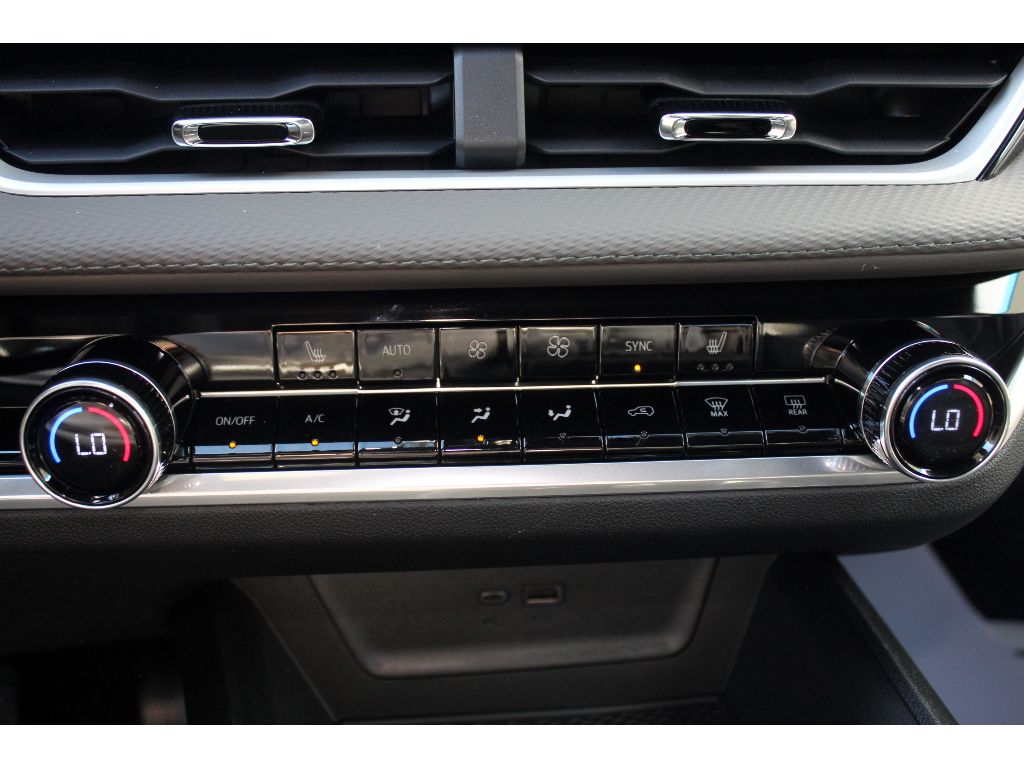 2026 Chevrolet Equinox LT - Photo 16