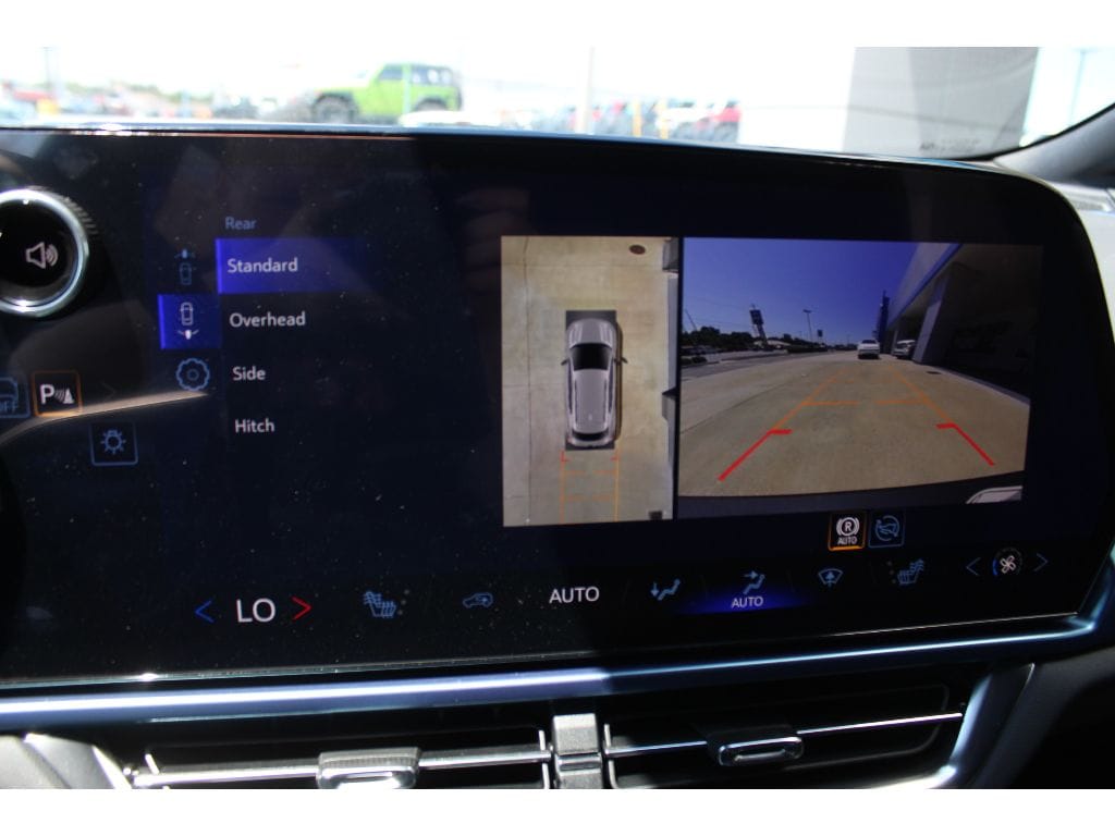 2026 Chevrolet Equinox EV 2LT - Photo 12