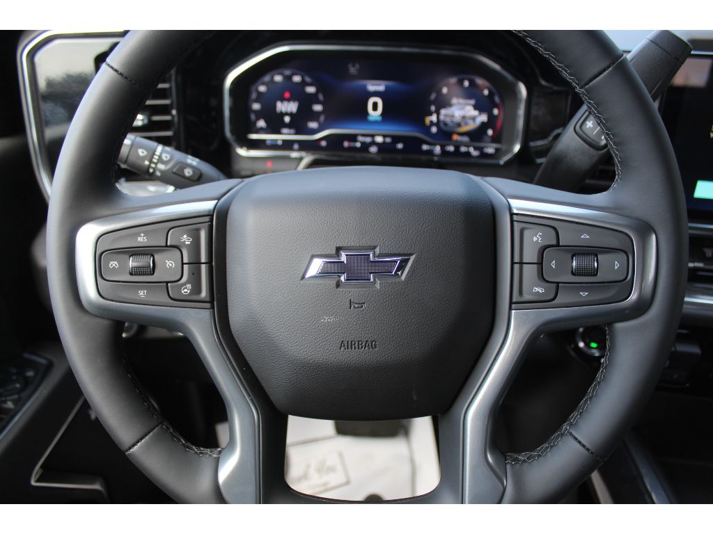 2025 Chevrolet Silverado 2500 HD LTZ - Photo 9