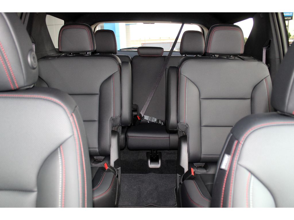 2026 Chevrolet Traverse Z71 - Photo 17