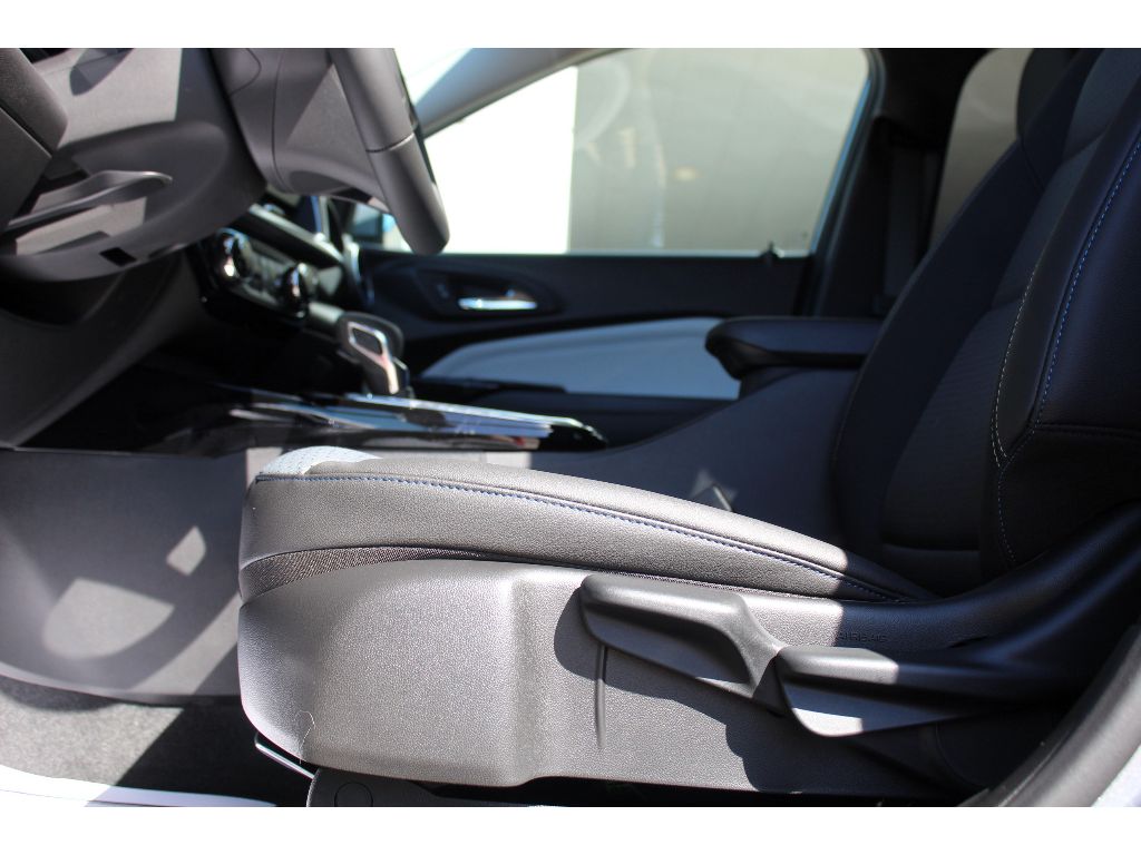 2026 Chevrolet Trax LT - Photo 10