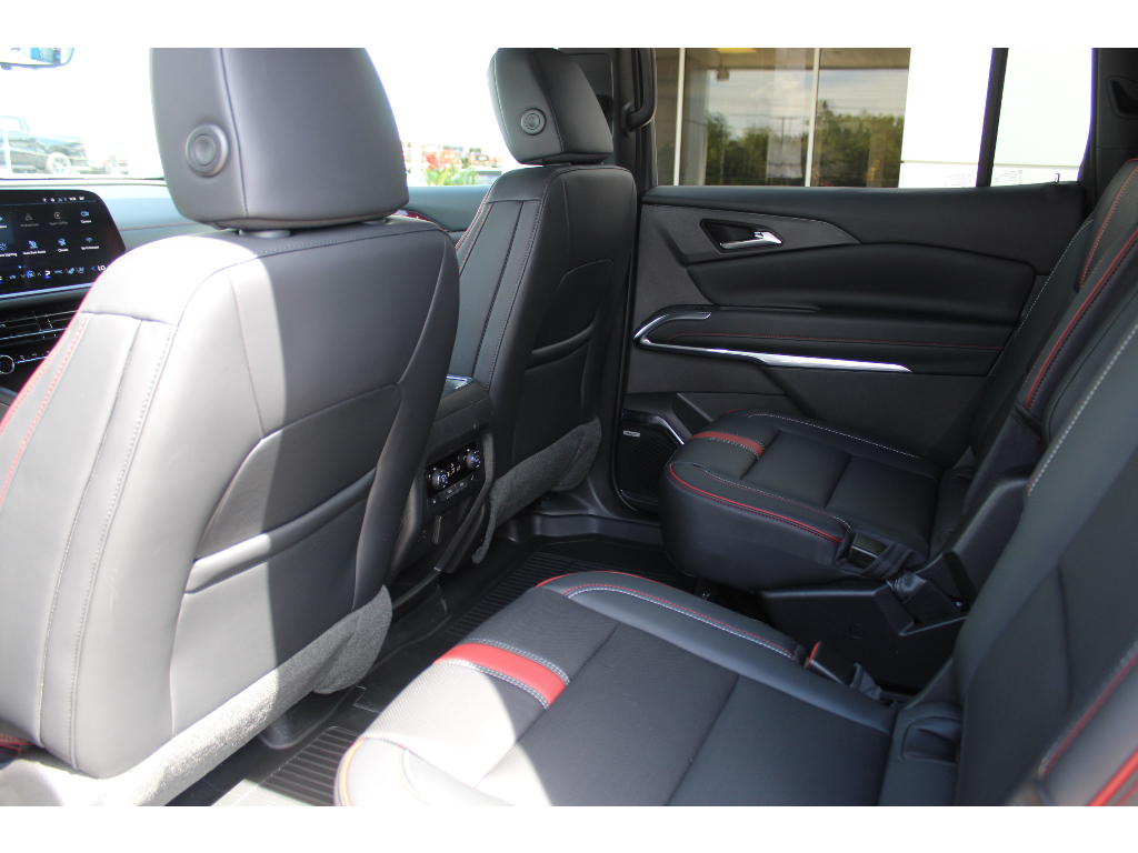 2027 Chevrolet Traverse RS - Photo 15