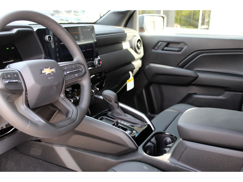 2026 Chevrolet Colorado Work Truck - Photo 10