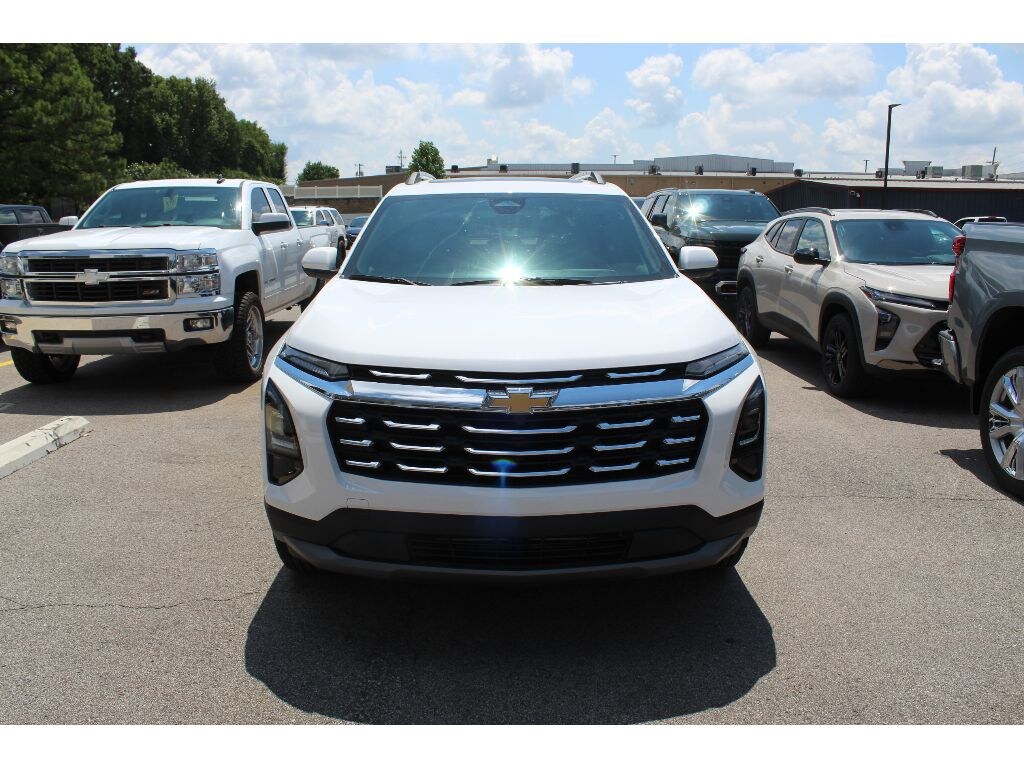 New 2027 Chevrolet Equinox FWD LT SUV